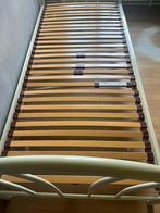 Bed met lattenbodem - 1 persoonsbed 90 X 200, Ophalen, Gebruikt, 90 cm, Eenpersoons
