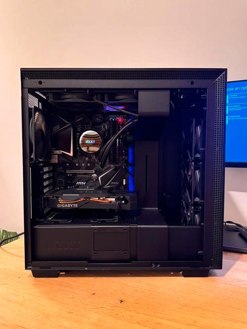 Gaming PC - i7 9700k, RTX 2070, 1TB SSD, 16GB ram, Computers en Software, Desktop Pc's, Zo goed als nieuw, 3 tot 4 Ghz, SSD, 16 GB