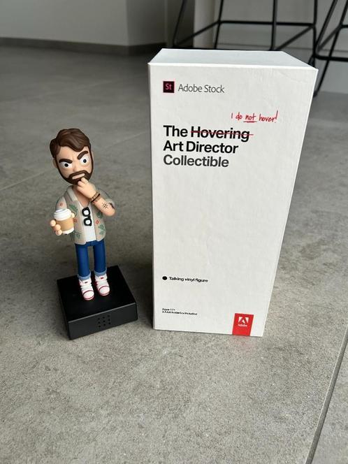 Adobe - Adobe Stock The Hovering Art Director Collectible -, Verzamelen, Poppetjes en Figuurtjes, Nieuw, Ophalen of Verzenden