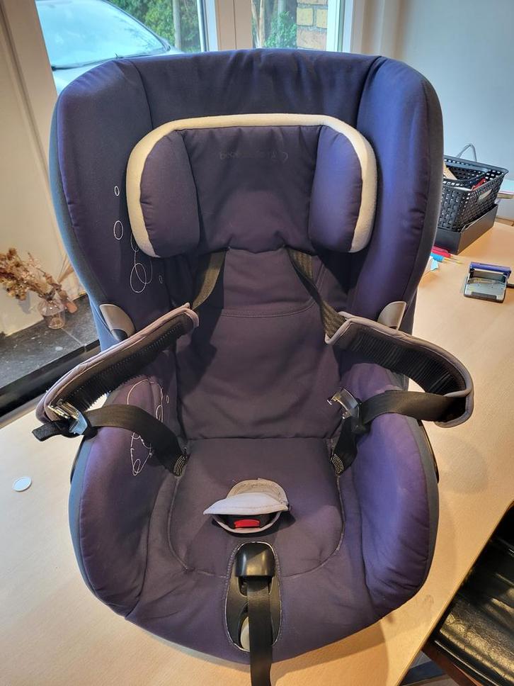 Autostoel bebeconfort groep 1 axiss, Kinderen en Baby's, Autostoeltjes, Gebruikt, Overige merken, 9 t/m 18 kg, Autogordel, Verstelbare rugleuning