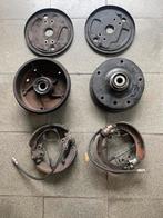 T1 volkswagen 2 paar remtrommels voorkant 55-63, Auto-onderdelen, Ophalen, Volkswagen