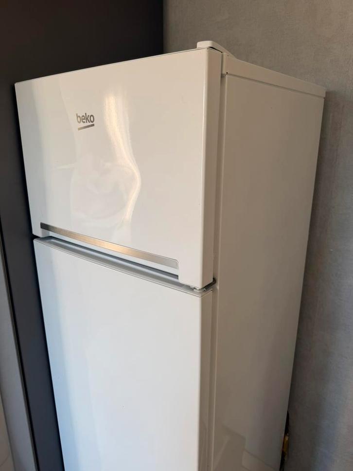 Koelkast te koop, Elektronische apparatuur, Koelkasten en IJskasten, Gebruikt, Met vriesvak, 150 tot 200 liter, 140 tot 160 cm