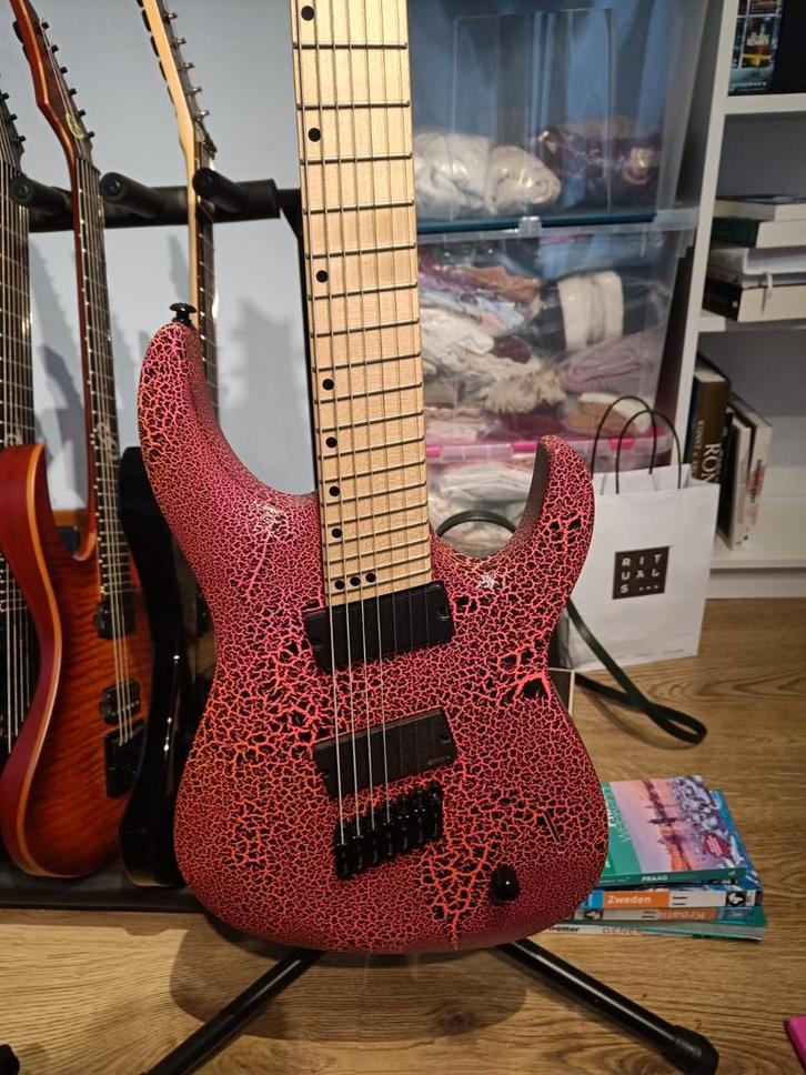 String en forme de furet en éventail Harley Benton-7, Musique & Instruments, Instruments à corde | Guitares | Basses, Enlèvement ou Envoi