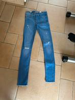 Jeans zara maat 36, Kleding | Dames, Spijkerbroeken en Jeans, Ophalen of Verzenden