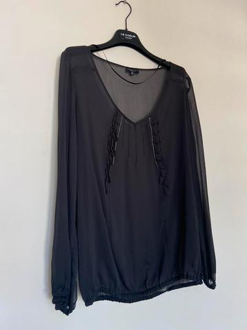 Axiome blouse 42 beschikbaar voor biedingen