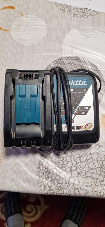 makita oplader acculader 18v beschikbaar voor biedingen