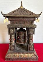 Ancienne Roue de Prière en Pagode du Tibet en Cuivre, Antiquités & Art, Enlèvement ou Envoi