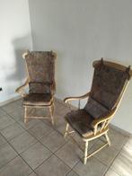 2 massieve eiken stoelen., Ophalen, Zo goed als nieuw