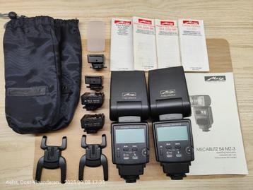 Set van 2 Metz Mecablitz 54 MZ-3 flitsers + originele SCA beschikbaar voor biedingen