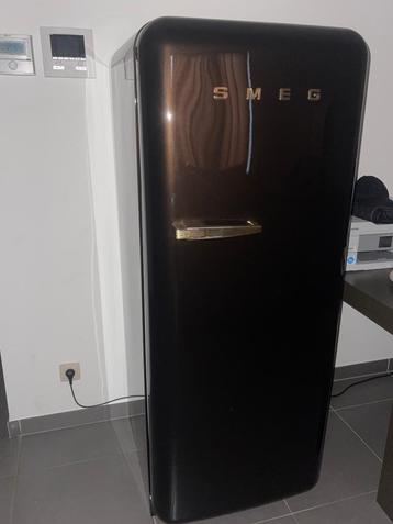 SMEG Koelkast Retro in bruine kleur, Ophalen, Gebruikt, 200 liter of meer, 140 tot 160 cm