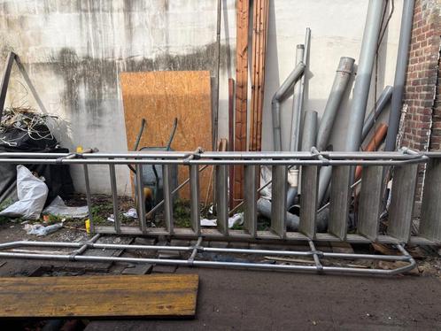 GERESERVEERD Aluminium buitentrap – 90 cm breed, 370 cm lang, Doe-het-zelf en Bouw, Ladders en Trappen, Gebruikt, Trap, 2 tot 4 meter
