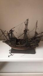 Ancienne maquette bateau, Hobby & Loisirs créatifs, Modélisme | Bateaux & Navires, Comme neuf