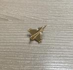 PIN - VLIEGTUIG - AVION - STRAALJAGER - GEVECHTSVLIEGTUIG, Verzamelen, Verzenden, Gebruikt, Transport, Speldje of Pin