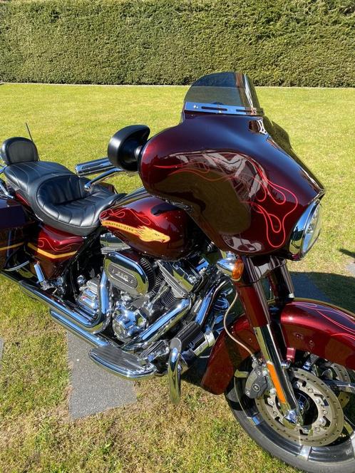 Harley- Davidson Street Glide cvo 2010, Motoren, Motoren | Harley-Davidson, Particulier, Toermotor, meer dan 35 kW, 2 cilinders
