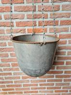 Oude ijzeren hangbloempot te koop in Balen, Tuin, Rond, Gebruikt, Minder dan 60 cm