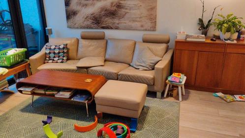 Lederen zetel/ sofa/ bank en poef te koop (Leolux), Huis en Inrichting, Zetels | Complete zithoeken, Zo goed als nieuw, Ophalen