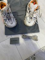 Balenciaga track 40 peux porté, Vêtements | Hommes, Chaussures, Baskets, Blanc, Balenciaga