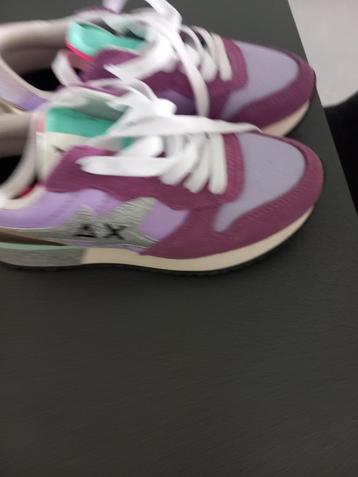 Schoenen  beschikbaar voor biedingen