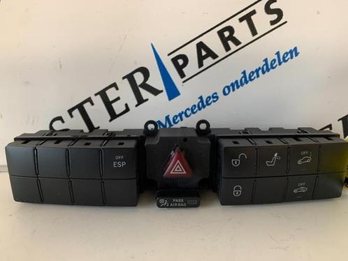 Paniekverlichtings Schakelaar van een Mercedes C-Klasse, Auto-onderdelen, Dashboard en Schakelaars, Mercedes-Benz, Gebruikt, 3 maanden garantie