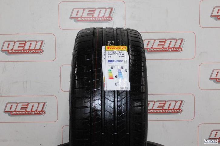 295/35/21 107Y Pirelli P-Zero * voor BMW X5 M NIEUW, Auto-onderdelen, Banden en Velgen, Band(en), Zomerbanden, 21 inch, 295 mm