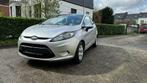 Ford fiesta 1.6 diesel econetic euro5 prêtre immatriculé, Auto's, Ford, Te koop, Zilver of Grijs, Fiësta, Stof