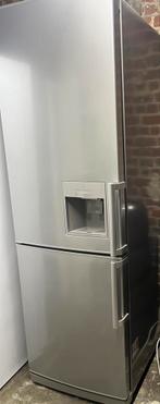 Grote koelkast met vriezer en water dispenser, Elektronische apparatuur, Ophalen, Zo goed als nieuw