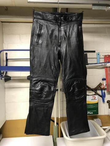 G&F lederen motorbroek voor dame beschikbaar voor biedingen