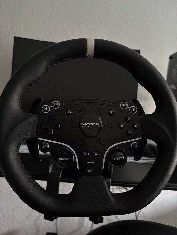 Moza R5 Racing Bundle – top staat, 11mnd oud, Elektronische apparatuur, Overige elektronische apparatuur, Zo goed als nieuw, Ophalen of Verzenden