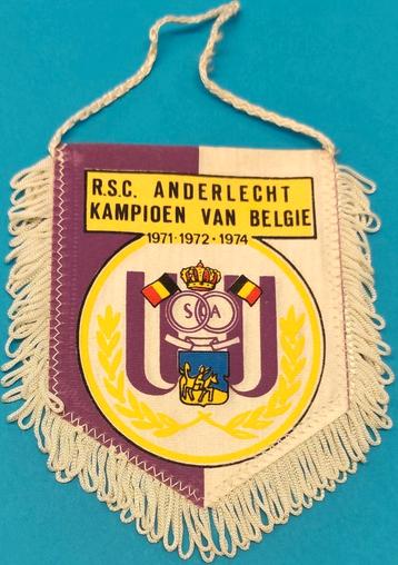 RSC Anderlecht 1970s prachtig vintage vaantje voetbal  
