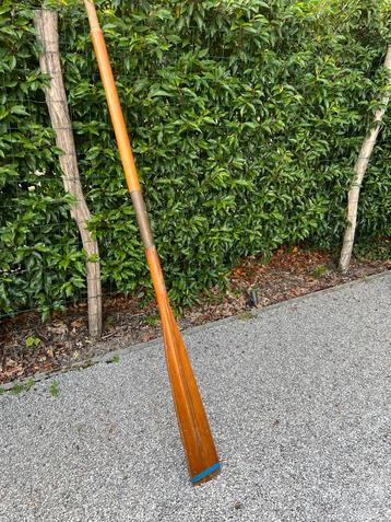 Houten roeispaan, Enlèvement, Utilisé