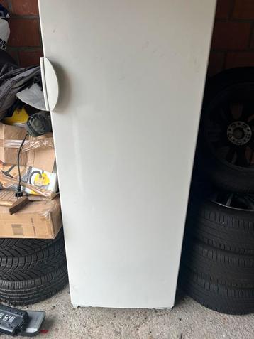 Koelkast liebher frost free beschikbaar voor biedingen