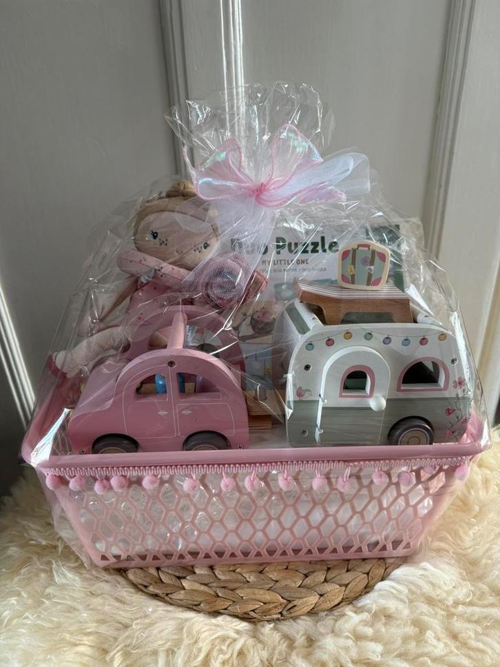 Little Dutch auto+caravan speelpakket, Kinderen en Baby's, Speelgoed | Overig, Zo goed als nieuw, Verzenden