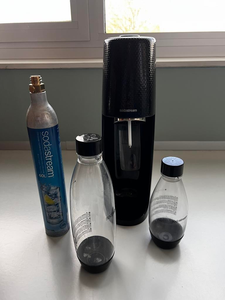 Sodastream met toebehoren, Ophalen of Verzenden, Zo goed als nieuw