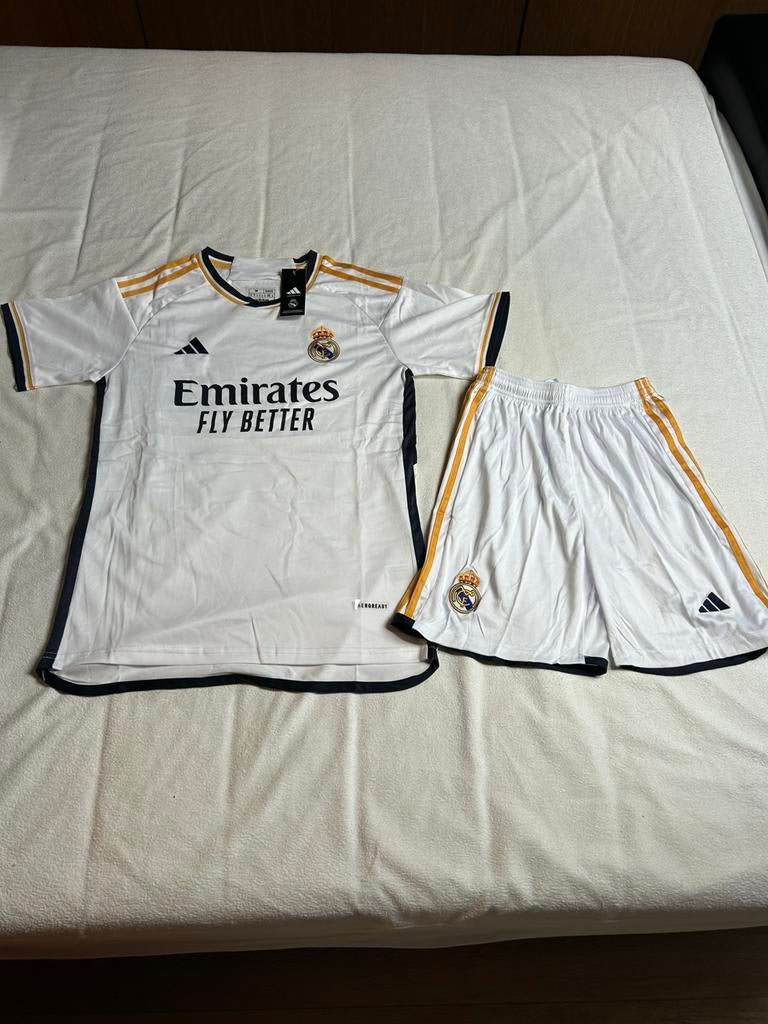Real Madrid Voetbal Set Tenu - NIEUW!, Maat M, Ophalen, Nieuw, Set