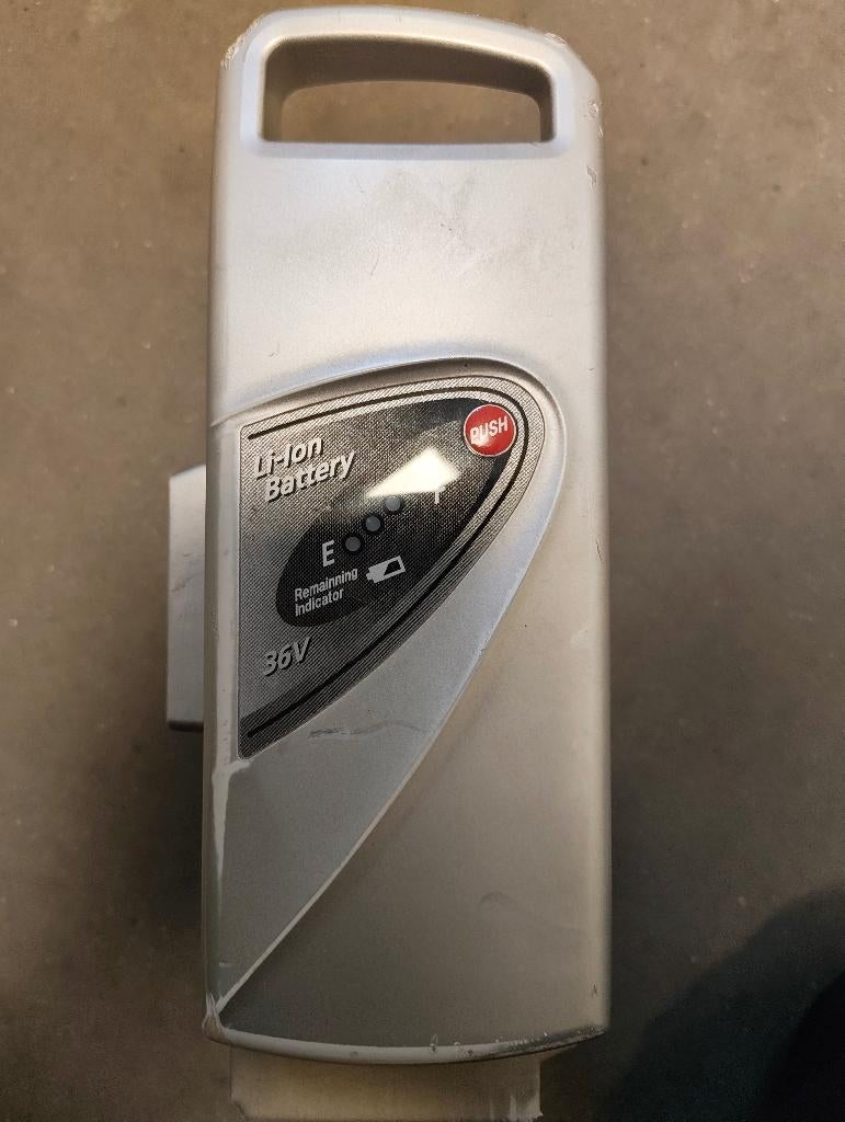 Batterij + lader Panasonic 36v, Ophalen, Gebruikt