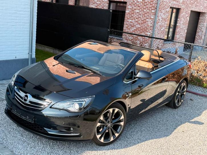 Opel Cascada 1.4 Turbo benzine / 70 000 kms / Camera, Autos, Opel, Particulier, Cascada, ABS, Phares directionnels, Airbags, Air conditionné
