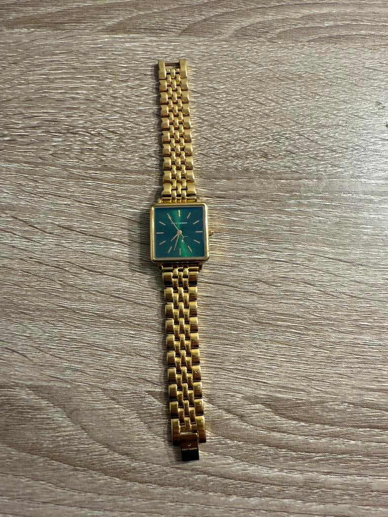 Violet Hamden dameshorloge goud met groene wijzerplaat, Handtassen en Accessoires, Horloges | Dames, Ophalen, Zo goed als nieuw