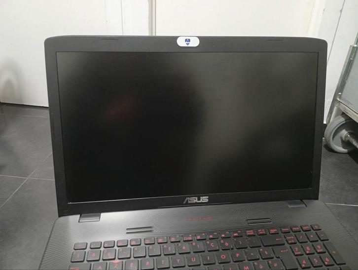 ASUS ROG 17" i7/16 GB/512 GB SSD — groot scherm, Computers en Software, Windows Laptops, Gebruikt, 17 inch of meer, SSD, 3 tot 4 Ghz