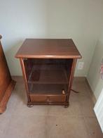 Kast met glazen deur, Enlèvement