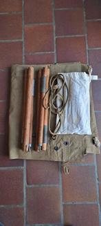 Tente individuelle us identifiée., Ophalen of Verzenden