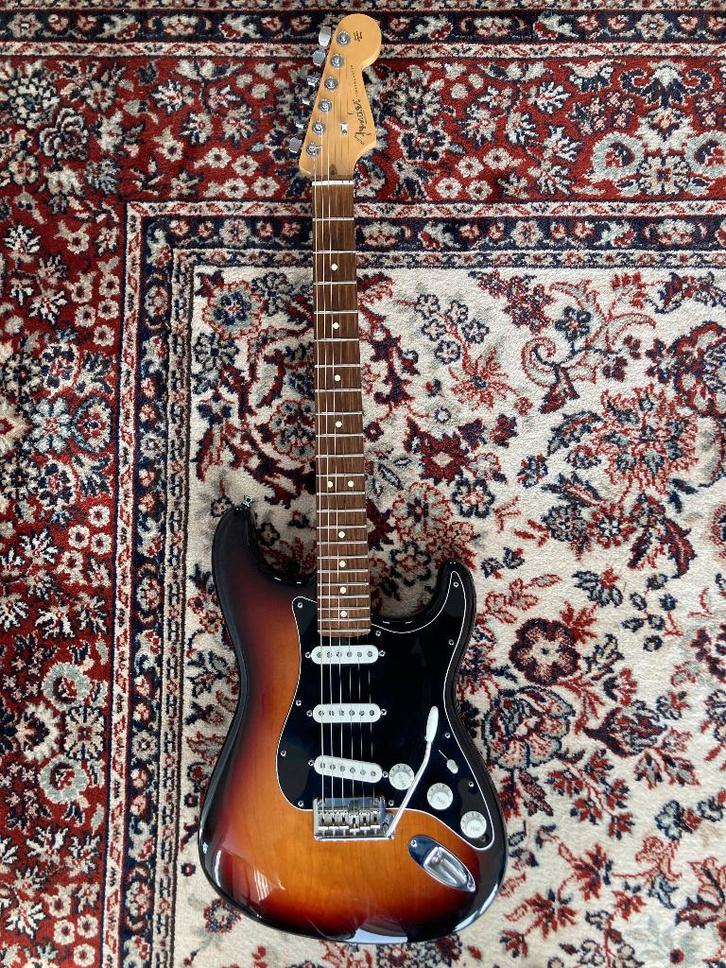 Fender American Standard Stratocaster, Muziek en Instrumenten, Snaarinstrumenten | Gitaren | Elektrisch, Gebruikt, Solid body