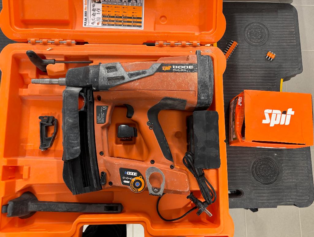 spit pulsa 800e beton/ijzer nagelpistool schiethamer, Doe-het-zelf en Bouw, Ophalen, Gebruikt