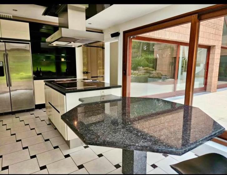 Hotte aspirante encastrable Miele DA 5320 D – Très bon état, Electroménager, Hottes, Comme neuf, Encastré, Moteur, Enlèvement