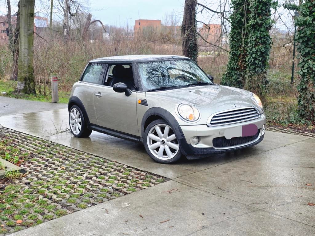 Mini Cooper essence 1.6 essence 11 000 km export, Enlèvement