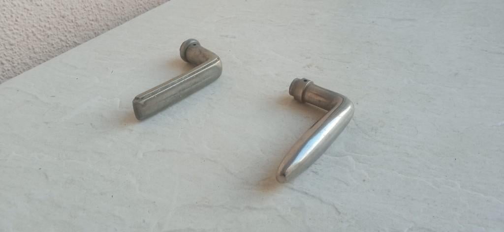 Quincaillerie pour portes en métal. Années 30/Art déco, Huis en Inrichting, Overige Huis en Inrichting, Zo goed als nieuw, Ophalen of Verzenden