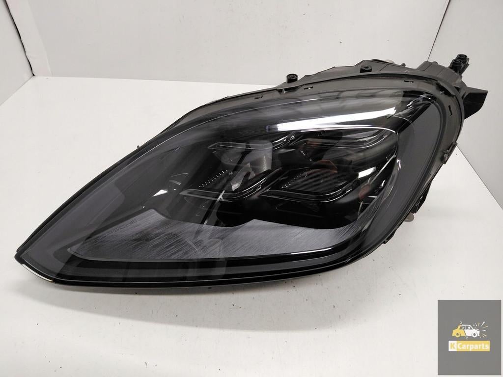 Porsche Cayenne 9Y Lift Volledig Led-licht links, Gebruikt, Porscheplatz 1
70435  Stuttgart, DE, Porsche, Info@porsche.de