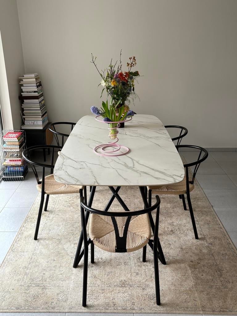 Juntoo Ragno eettafel 220 cm – keramisch marmerlook, Huis en Inrichting, Tafels | Eettafels, Zo goed als nieuw, 200 cm of meer