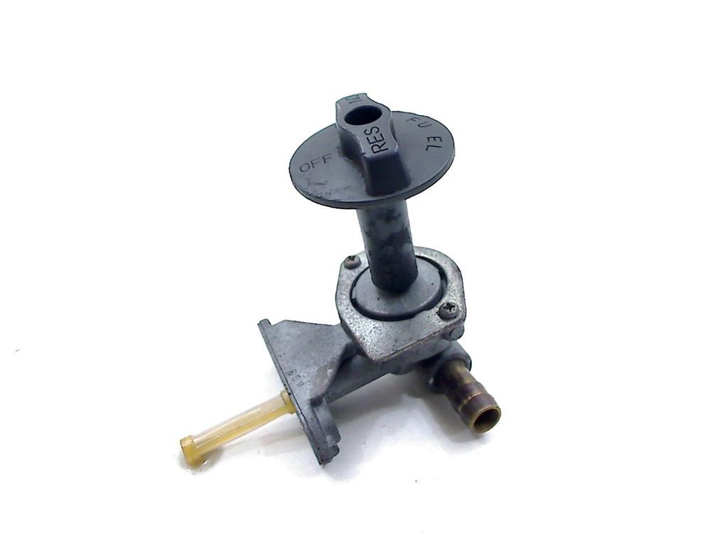 ROBINET DE CARBURANT Kawasaki (510231237), Dhr. S. di Majo, Utilisé, Info@cama-motorparts.nl, P.J. Troelstraweg 8 8
3144 CX  MAASSLUIS, NL