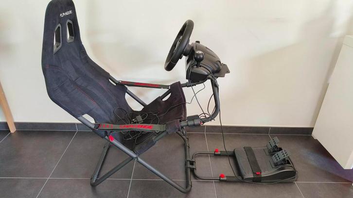 Simracing stoel en stuur met pedalen, Games en Spelcomputers, Spelcomputers | Overige Accessoires, Zo goed als nieuw, Ophalen