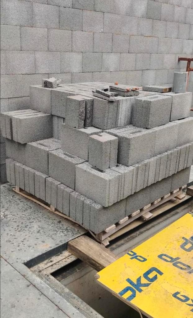 Overschot beton lijmstenen - betonblokken te koop, Doe-het-zelf en Bouw, Metselstenen, Nieuw, Beton, Ophalen